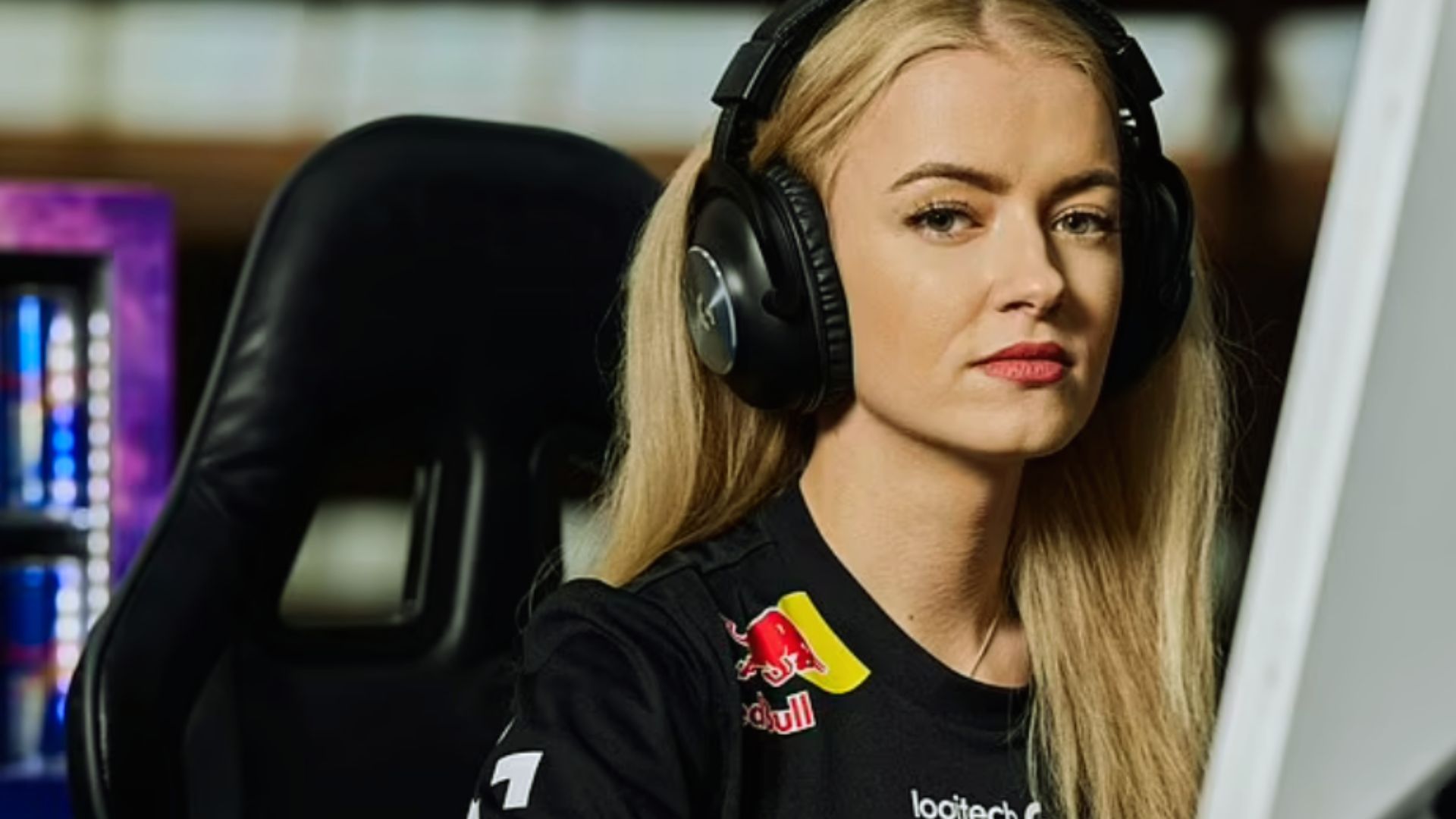 The First Professional Women's ESports Competition In 2024