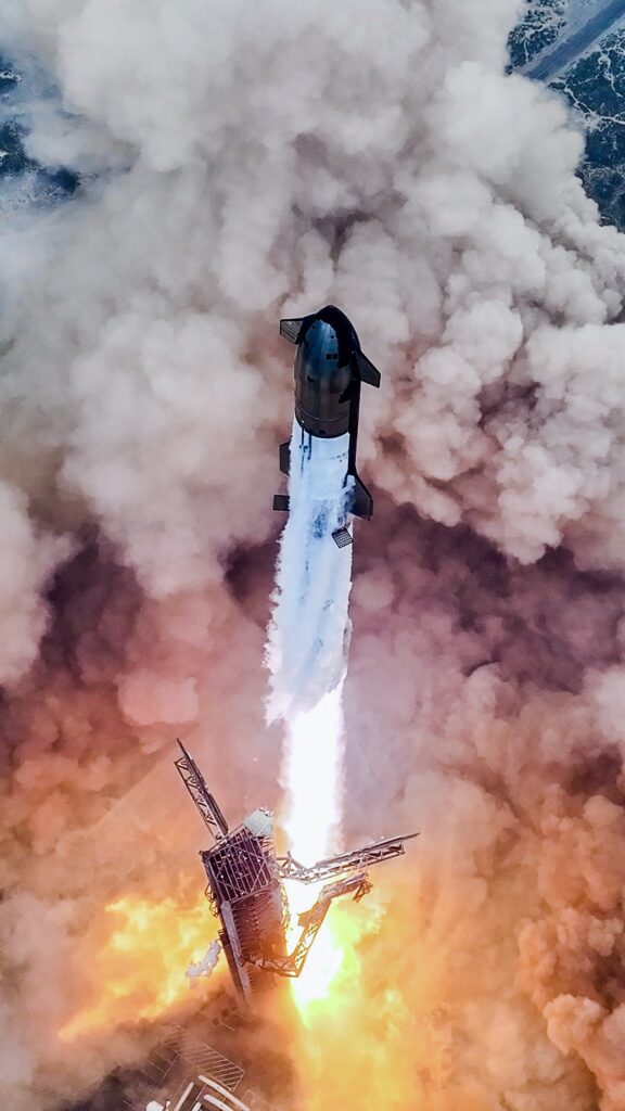 SpaceX
Starship 
Mega rocket